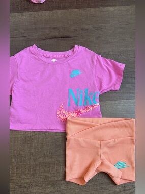 Nike Pink and Peach Girls Two-Piece Athletic Set